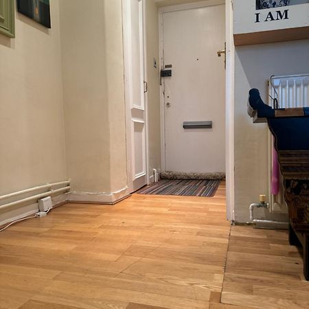 Home Away From Home London Bagian luar foto