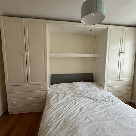 Home Away From Home London Bagian luar foto